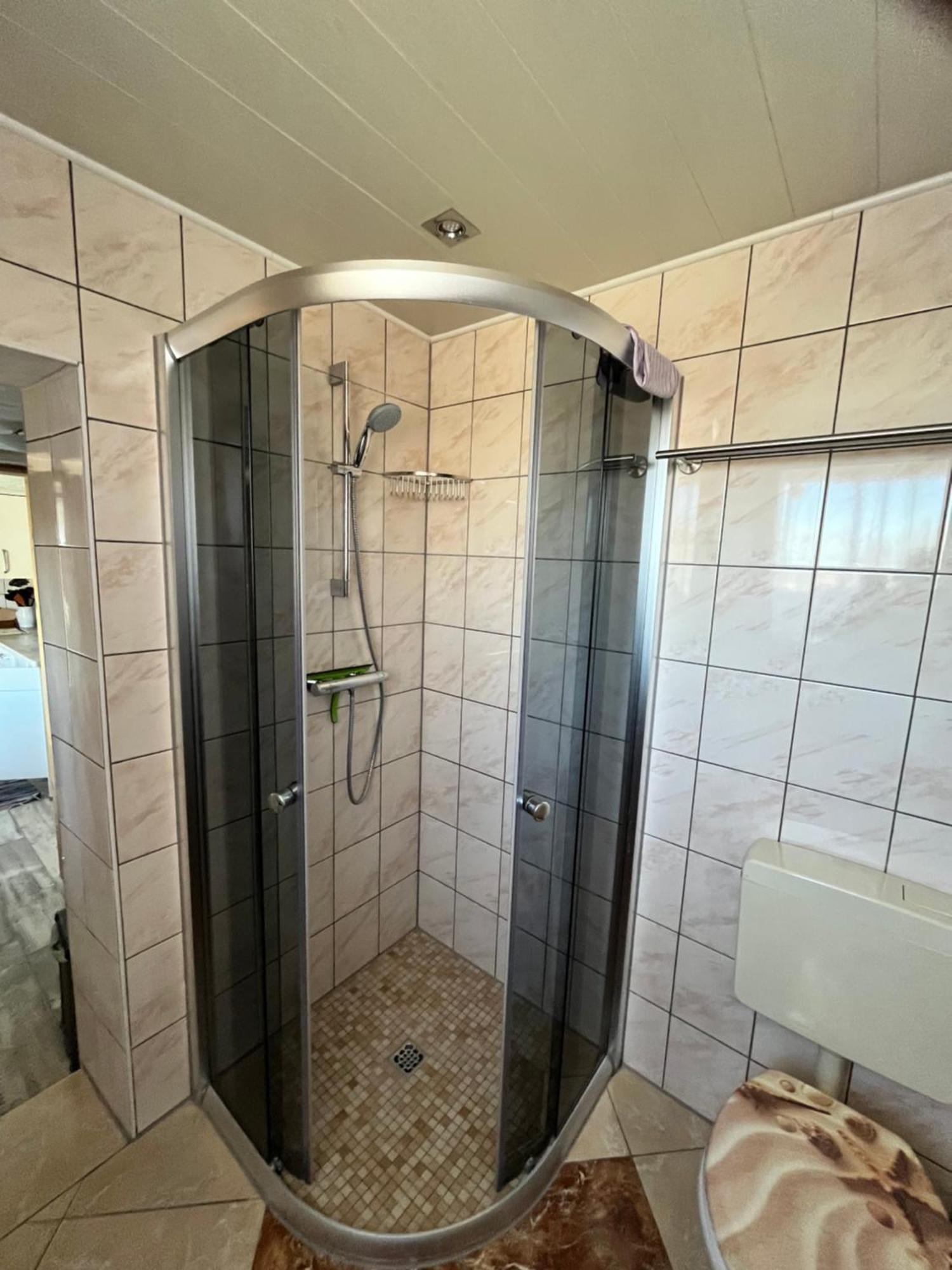 Thees Apartment Ummanz